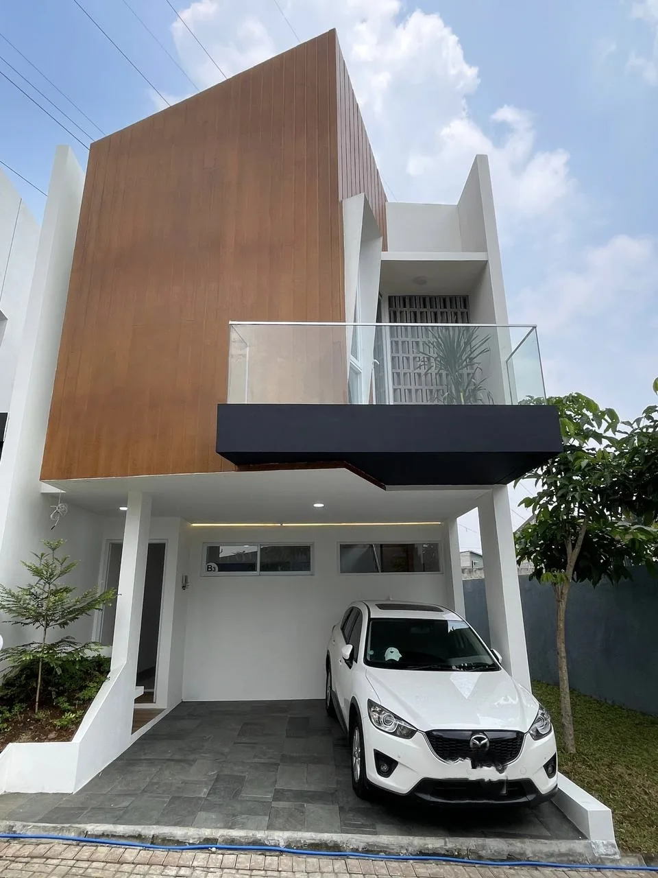 AEERA BINTARO  BY SRIMAYA LAND