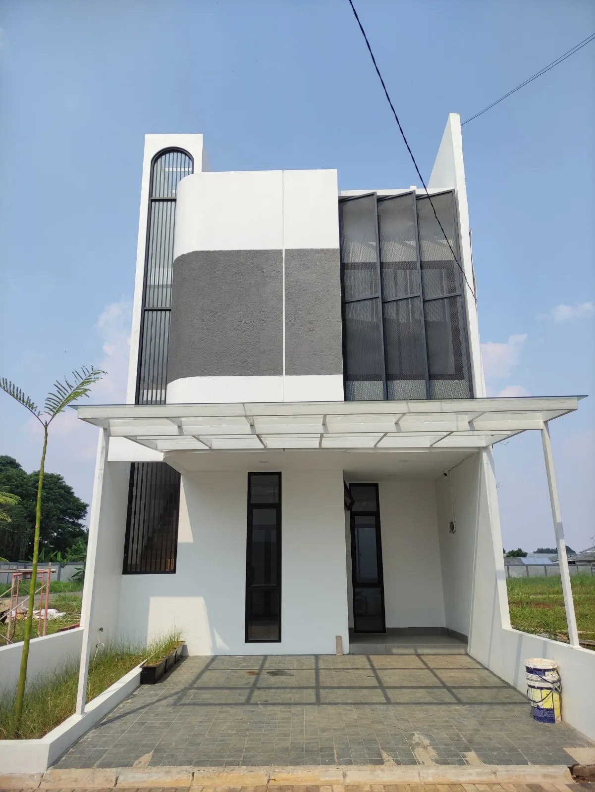Candela Residence